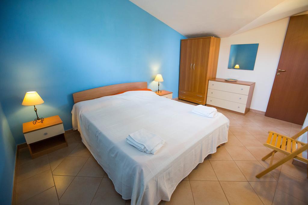 Ogliastro Sul Mare - Sleep And Dream Villa Чефалу Стая снимка