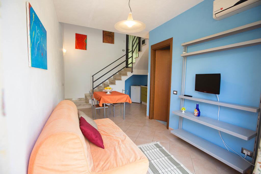 Ogliastro Sul Mare - Sleep And Dream Villa Чефалу Стая снимка