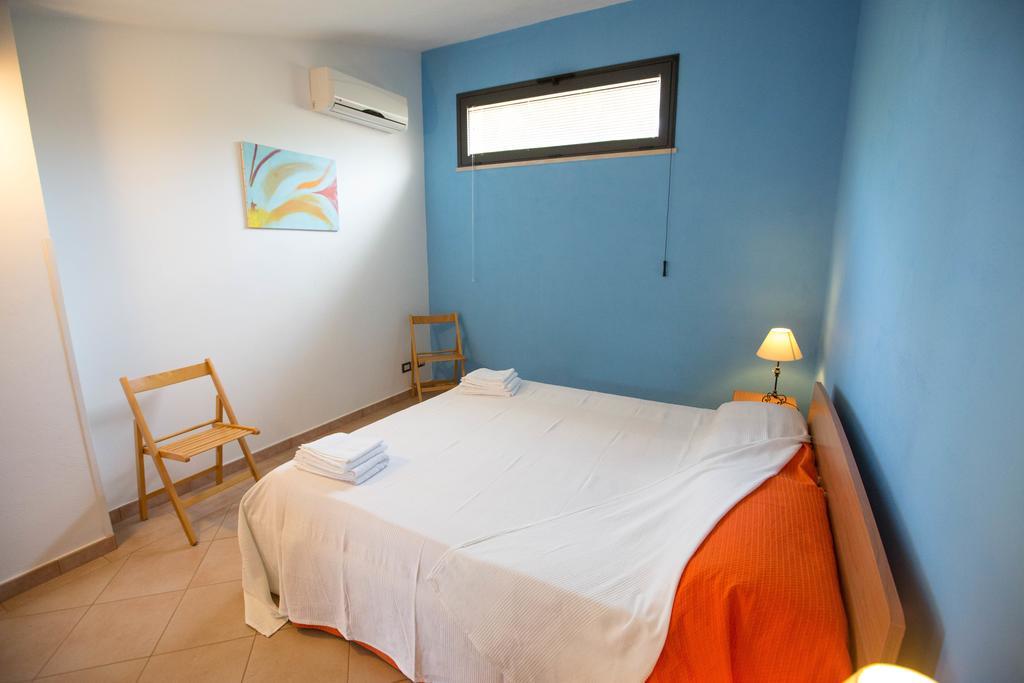 Ogliastro Sul Mare - Sleep And Dream Villa Чефалу Стая снимка